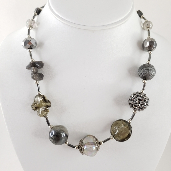 Art glass necklace with colors in grey, silver and metallic silver - Picture 2 of 16